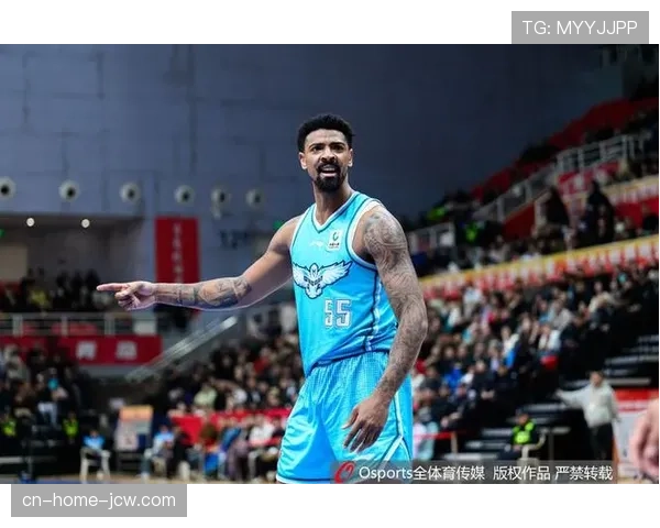 米奇30分22篮板大号两双,青岛内线支柱作用无可替代 米奇30分22篮板大号两双,青岛内线支柱作用无可替代